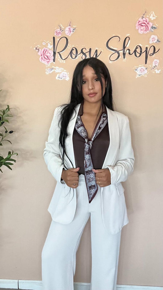 Completo giacca + pantalone a palazzo