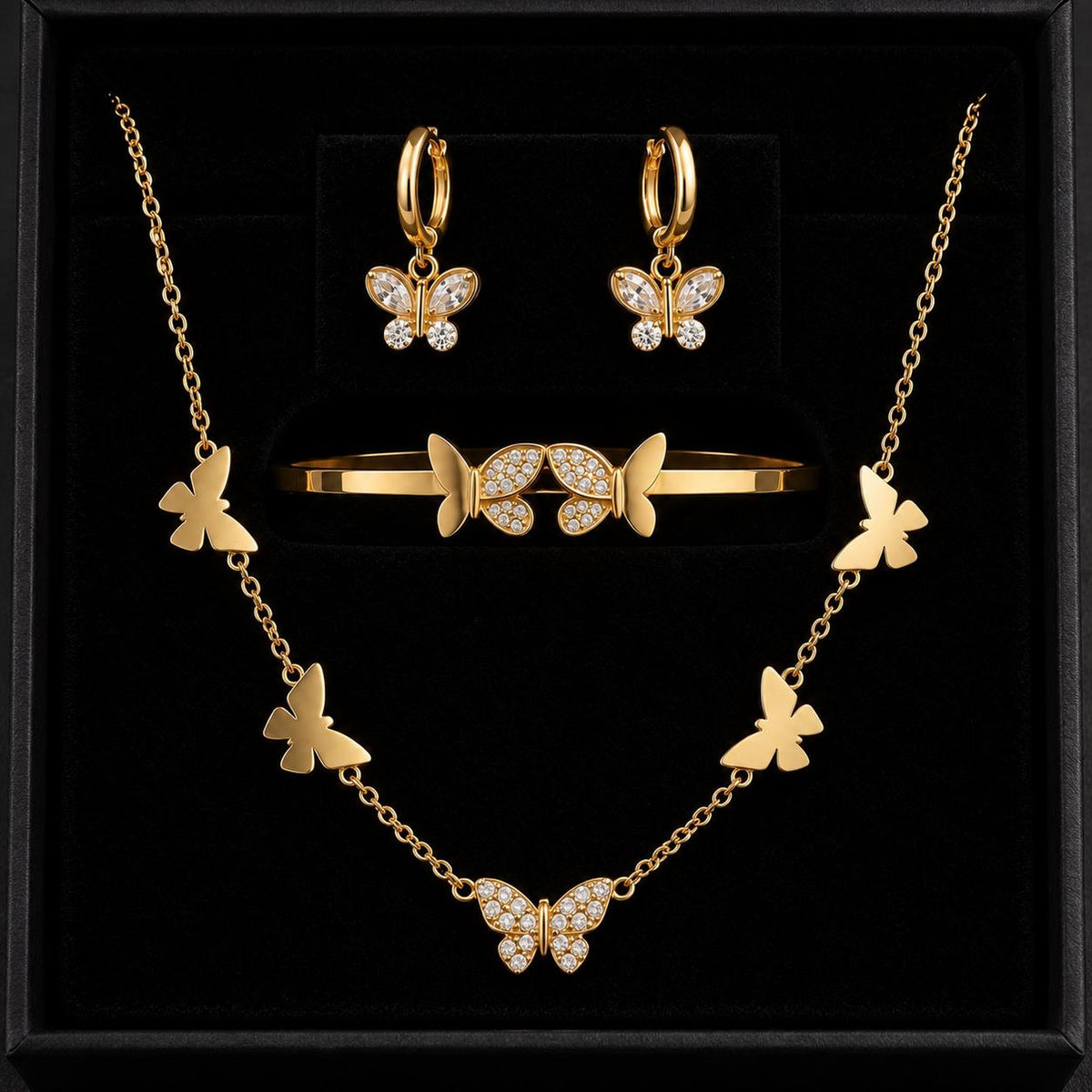 Set collana, orecchini e bracciale